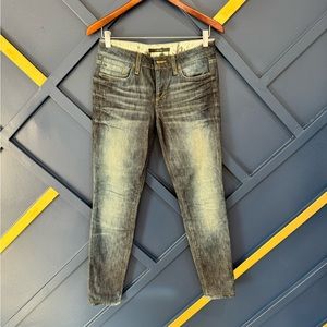 Joe’s Jeans Chelsea fit